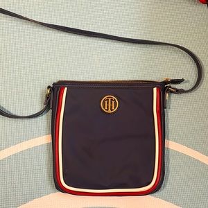 Tommy Hilfiger Crossbody Bag